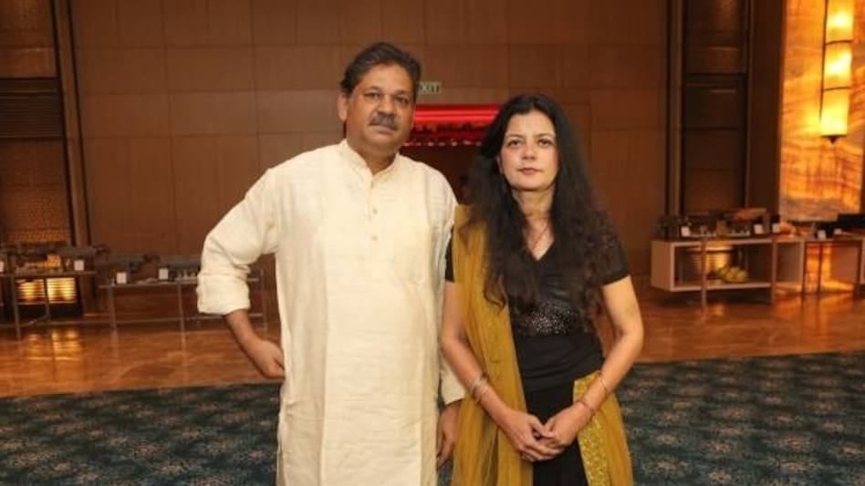 Kirti Azad  
Poonam Azad
